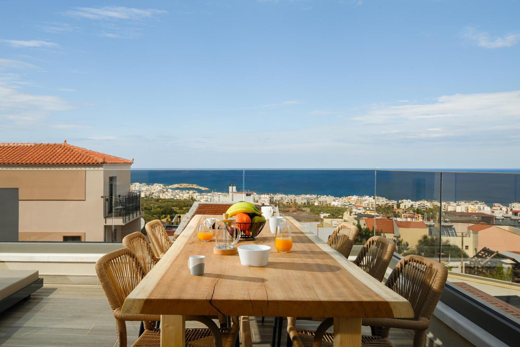 Villa Nicole - Private Pool & Rooftop Jacuzzi 헐소니소스 외부 사진